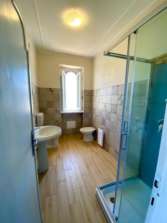 Bed and breakfast Paradise 500m Dal Mare In Estate Servizio Navetta Per Centro *