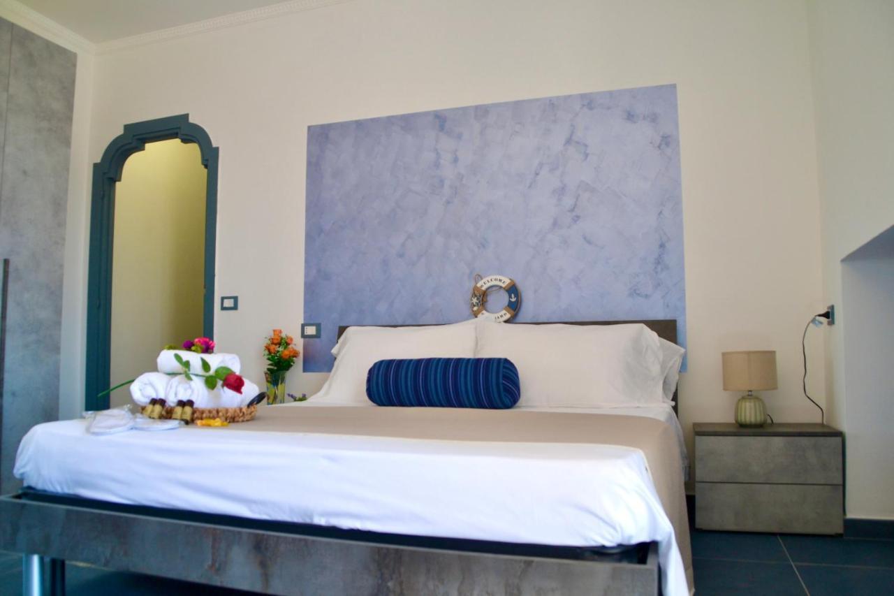 Paradise 500m Dal Mare In Estate Servizio Navetta Per Centro Bed and breakfast *