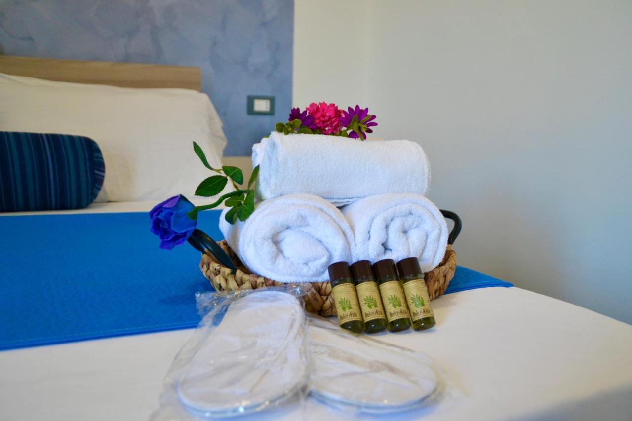 Bed and breakfast Paradise 500m Dal Mare In Estate Servizio Navetta Per Centro